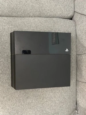 Sony PlayStation 4