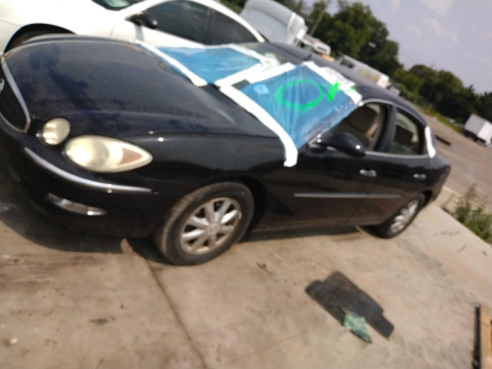 Conjunto de puerta trasera izquierda usado lado trasero se adapta: Buick Lacrosse 2005 grado trasero izquierdo Foto 2 de 4