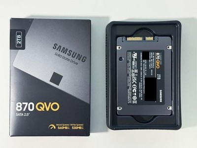 Samsung 870 QVO 2TB SATA 2.5 SSD with UGREEN Aluminum External Case USB 3.1
