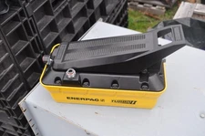 ENERPAC  Turbo II Air Hydraulic Pump, Air Powered PATG1102N NEW