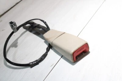 1997 -2001 lexus  ES300 front left driver seatbelt buckle tan oem f5 - Picture 1 of 3