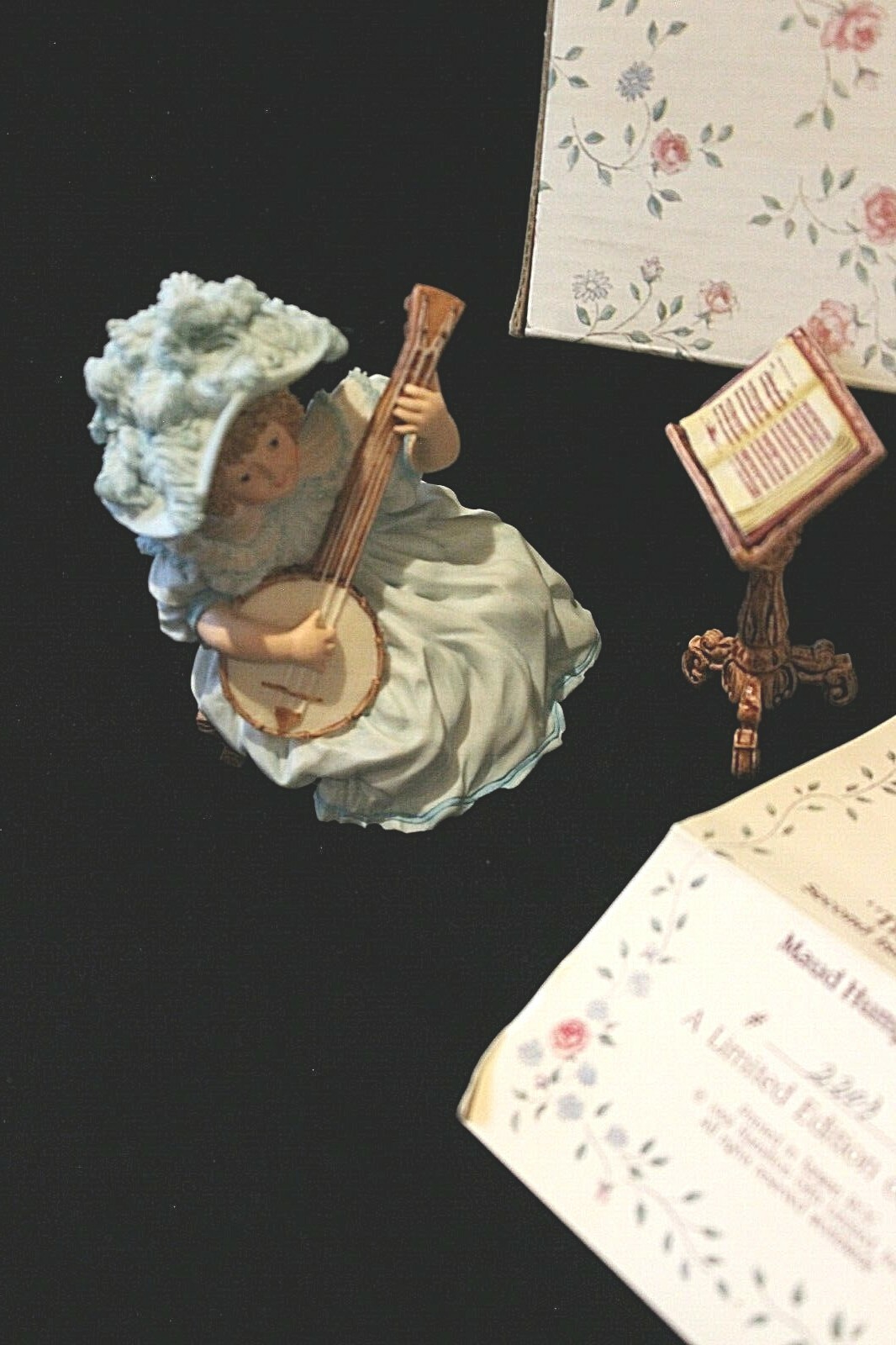 Beautiful Maude Humphrey Bogart collectible figurine 