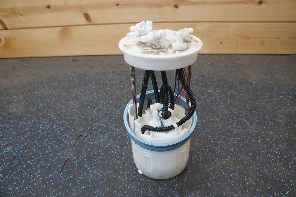 Conjunto de módulo de bomba de combustible principal en tanque OEM 17045-t6n-a01 Acura NSX 2017-20 Foto 3 de 4