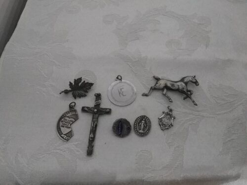 Sterling Silver Mixed Lot Pins And Pendants 20 Grams