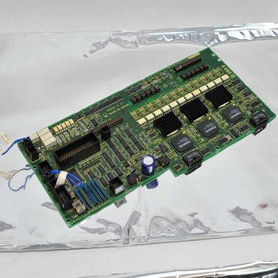 Fanuc A16B-3200-0612 6-axis Servo Drive Amplifier ''Top Board'' PCB Module
