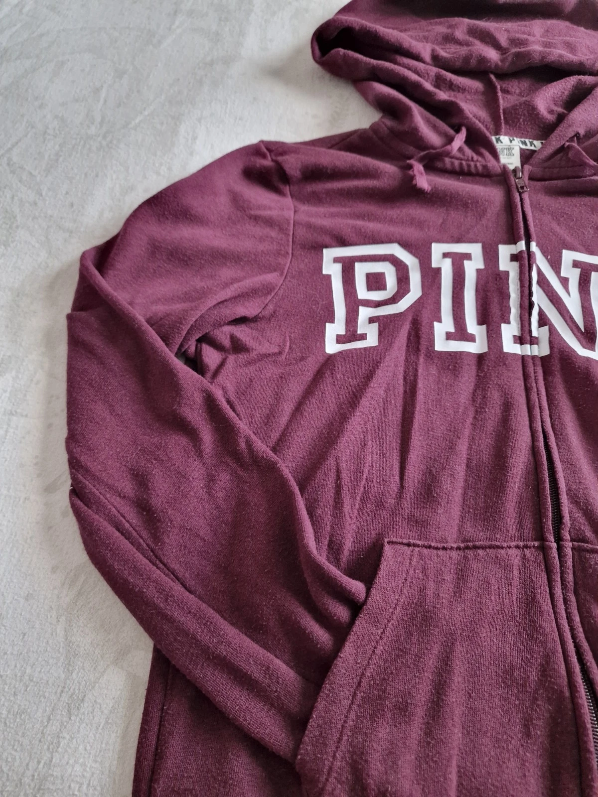 UNDERCOVER Victoria's Secret ROSA felpa con cappuccio e zip taglia S 6 8 viola bordeaux