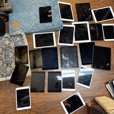 Lot of 20 Apple Ipads A1489, A1432, 1454 A1466 LOCKED FOR REPAIR SALVAGE