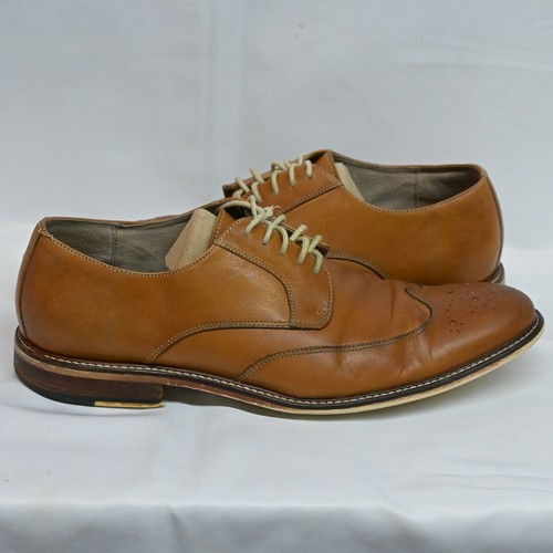 Banana Republic Leather Wingtip Oxfords 