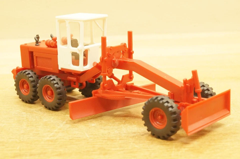 HO 1:87 Kibri 10926 Grader Nivelatrice Stradale Modello Pronto Con OVP - Immagine 2 di 4