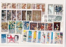 SA19e Poland 1960 s-1970 s selection of used stamps, mostly Art