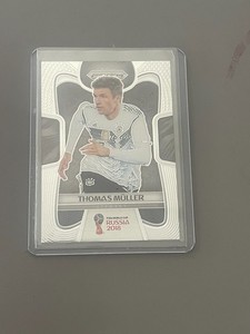 2018 Panini Prizm World Cup Silver Prizm Card : Thomas Muller #97
