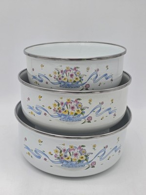 Vintage Enamel Floral Nesting Bowls 1980s Cottage Core Blue Ribbon Set Of 3 