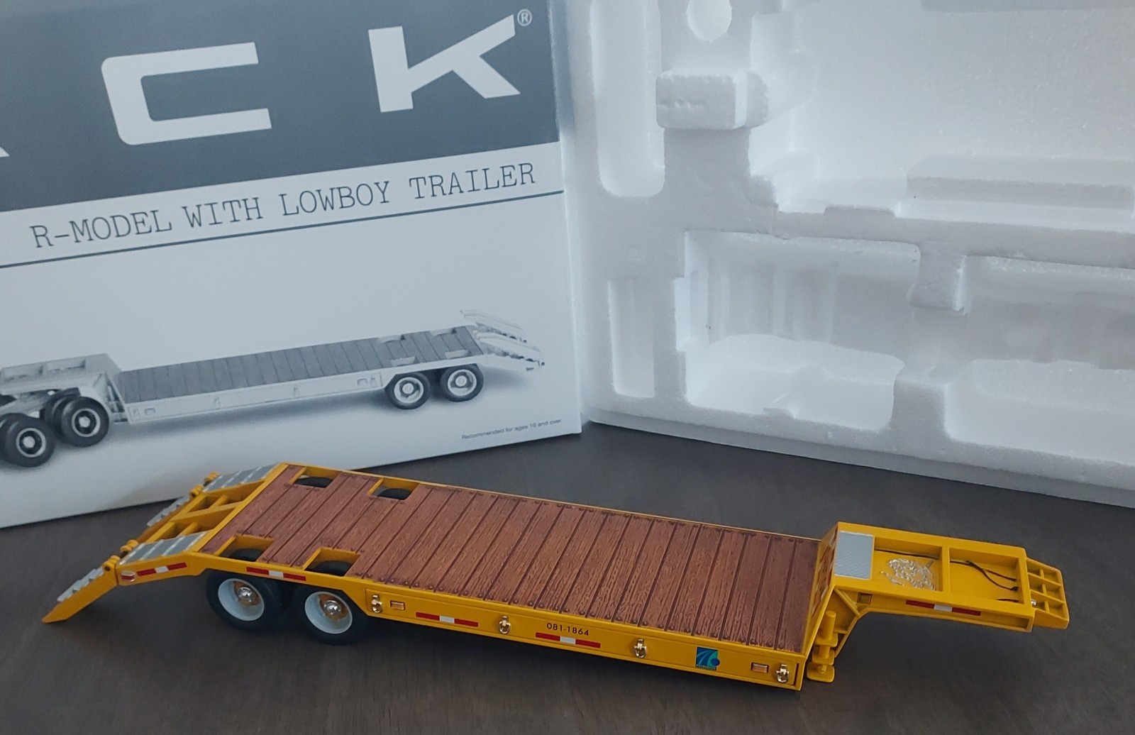 First Gear Penn DOT Mack R-Model Tractor w/Lowboy 1:34 & Loader Special Pairing!