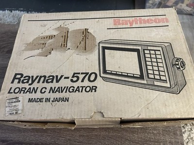 Raytheon Raynav-570 Loran C Marine Navigator  Vintage NOS Complete In Box