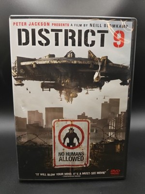 District 9 DVD Widescreen 2009 (David James, Jason Cope, Sharlto Copley)