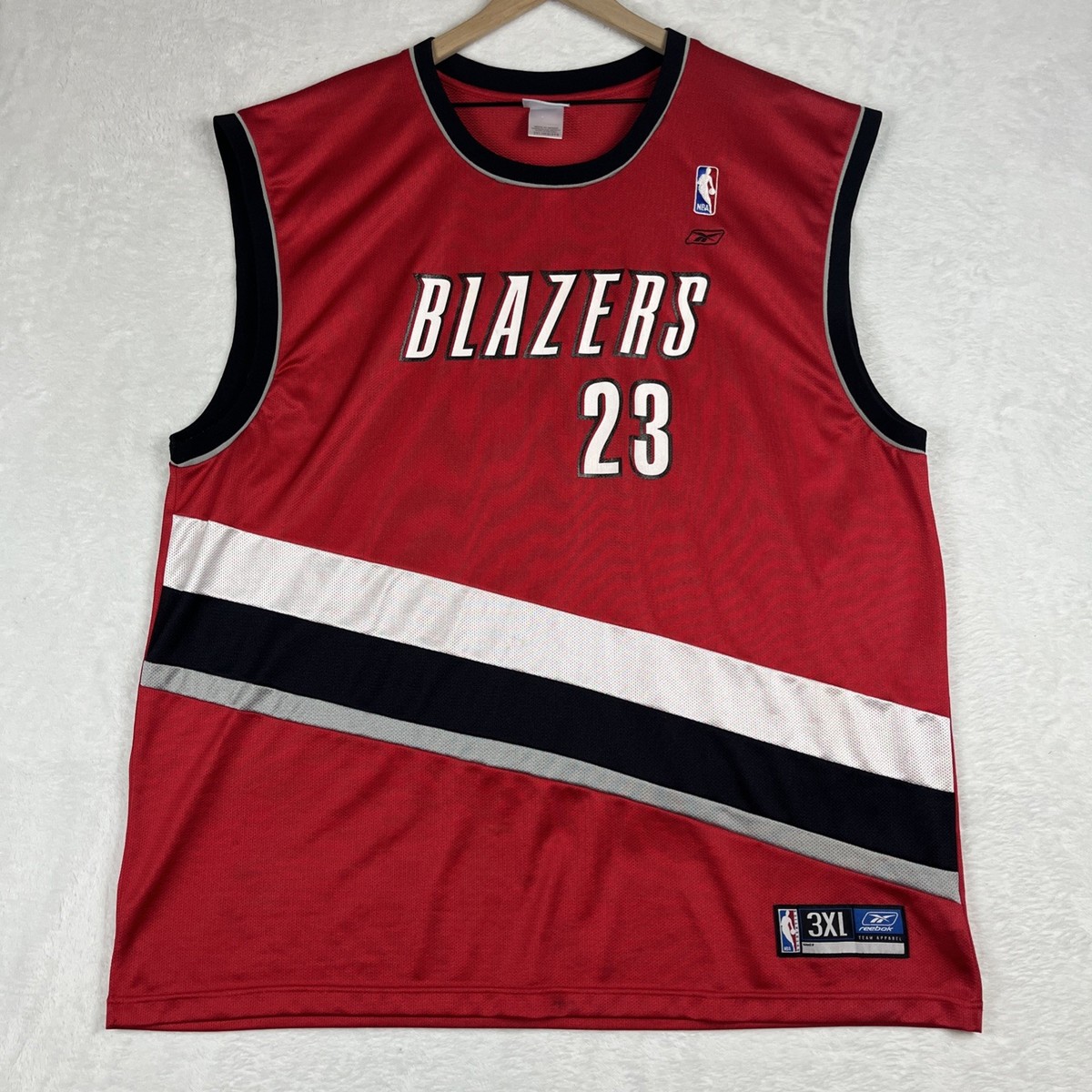 VTG Reebok NBA Portland Trail Blazers 'Darius Miles' #23 Red