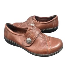 Clarks Loafers 6M Bendable Leather Brown Slip on Flat Comfort Academia Teacher