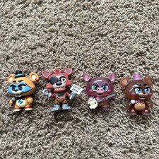 Funko Mystery Minis FNAF LOT Of 4 Vinyl Figure Five Nights at Freddy s Glow Dark