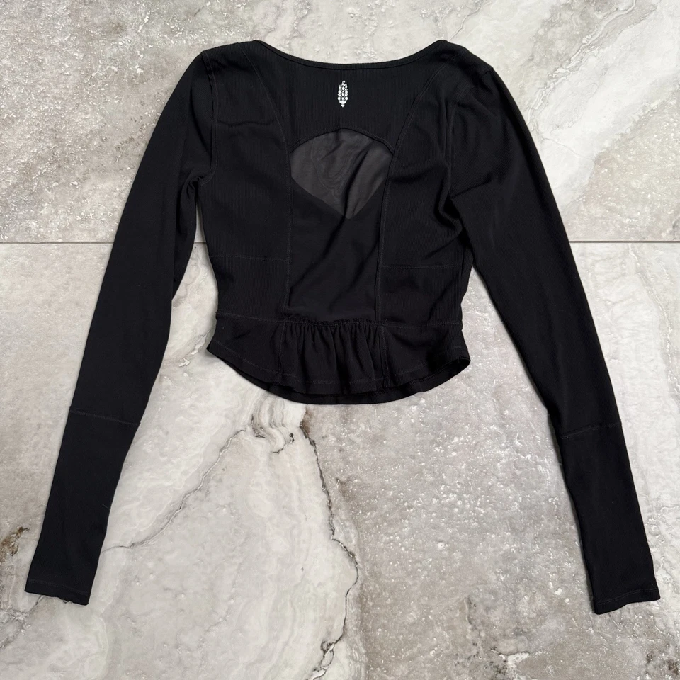 Movimiento Free People Negro Manga Larga Cuello en V Malla Corta Agujeros Traseros para Pulgares Talla XS Foto 2 de 4