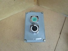 Square D Control Station On/Off Momentary Start 9001 KY2 Series A Used
