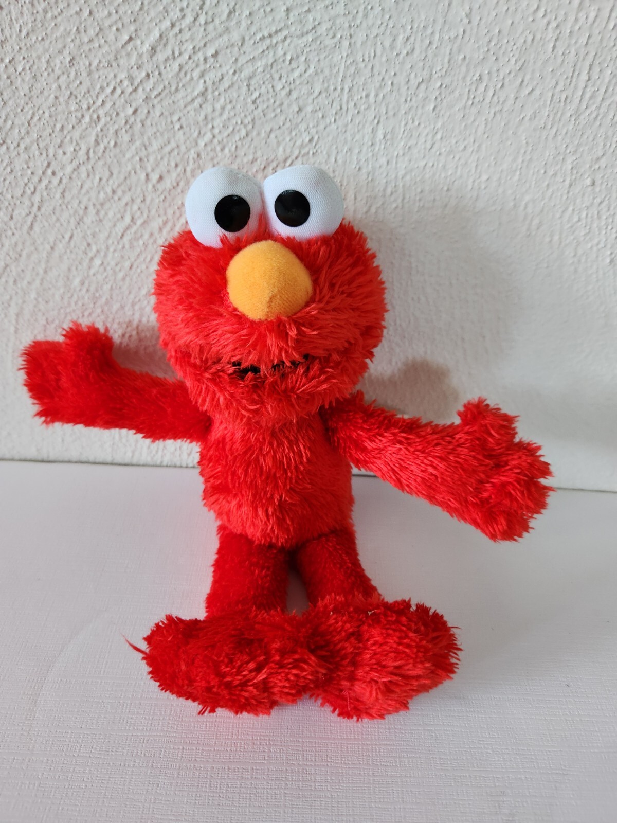 Elmo Small Hasbro Sesame Street Elmo Small Plushie Doll Fuzzy Red Muppet 10 ...