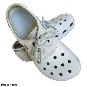 crocs islander