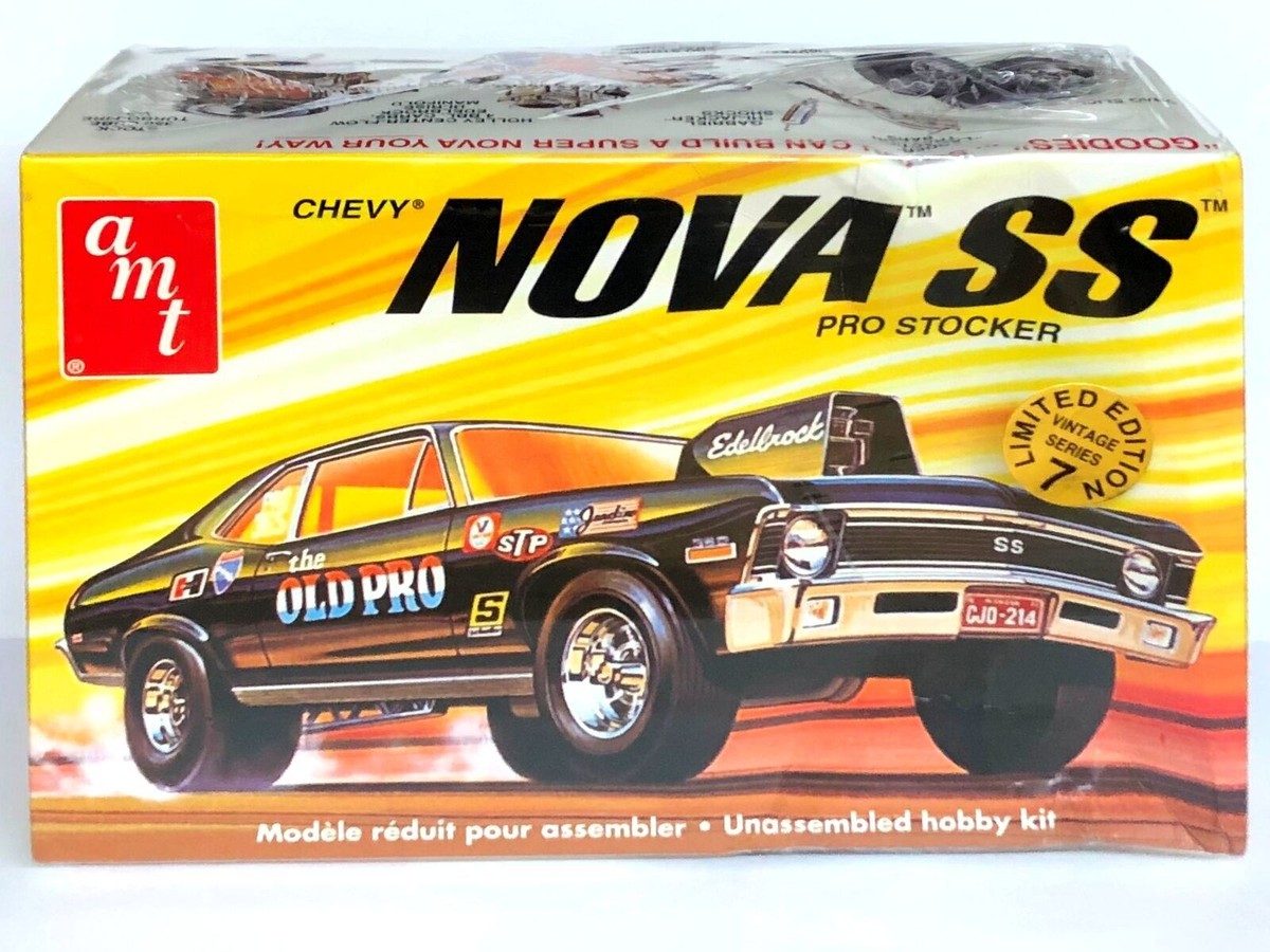 AMT 30106 1/25 Scale Chevy Nova SS Pro Stocker Plastic Model Kit