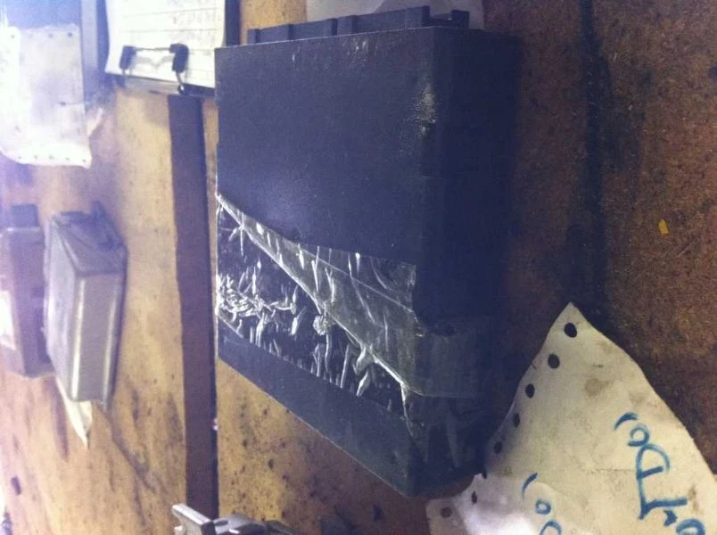 99 00 SILVERADO 1500 CHASIS ECM CARROCERÍA MÓDULO DE CONTROL BCM TABLERO IZQUIERDO Foto 3 de 4