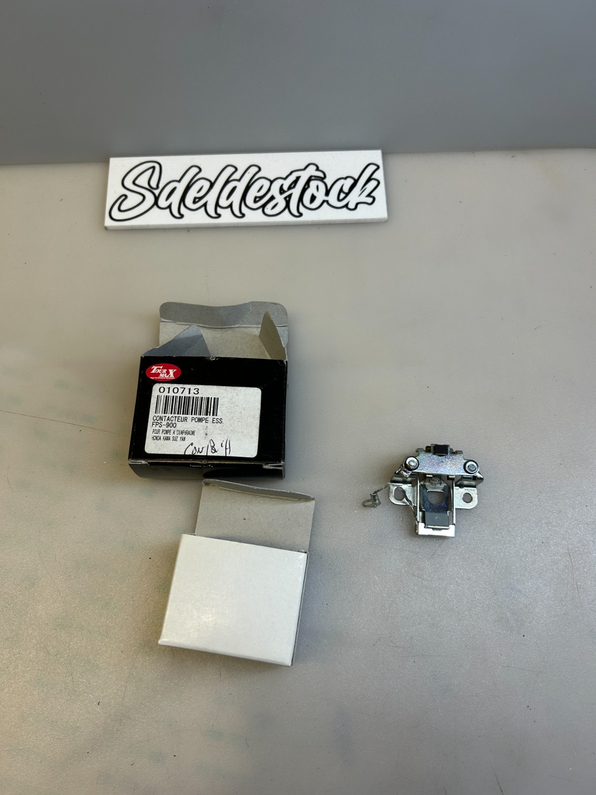 Contacteur pompe essence Tour Max FPS-900 pour motos Yamaha et Kawasaki