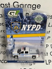 GREENLIGHT 2015 Chevrolet Silverado NYPD Police Truck 1:64 Diecast Hobby