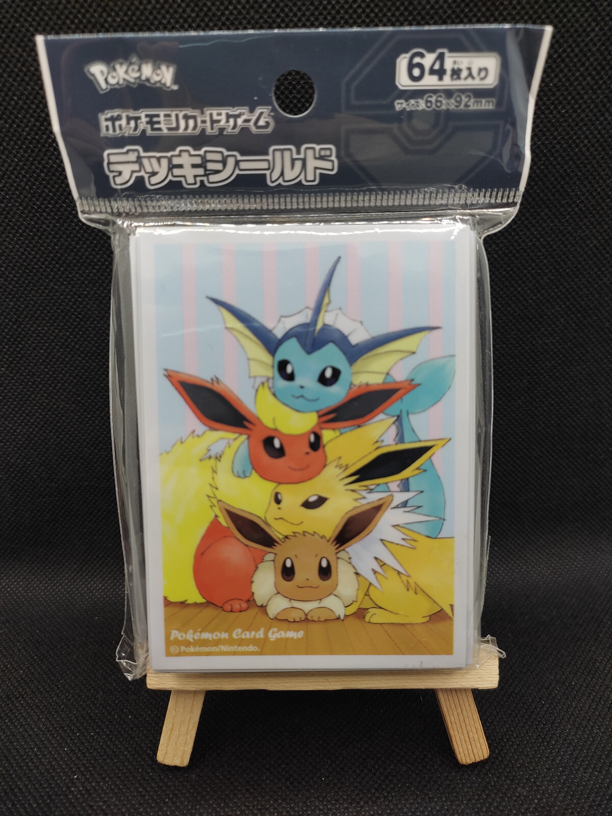 Pokémon Eevee Gx Starter Sets: Eevee And Close Friends 64 Hüllen