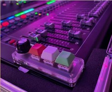 Qlab Usb Controller. Plug And Play. Play Pause Spotify Or Youtube In Backround