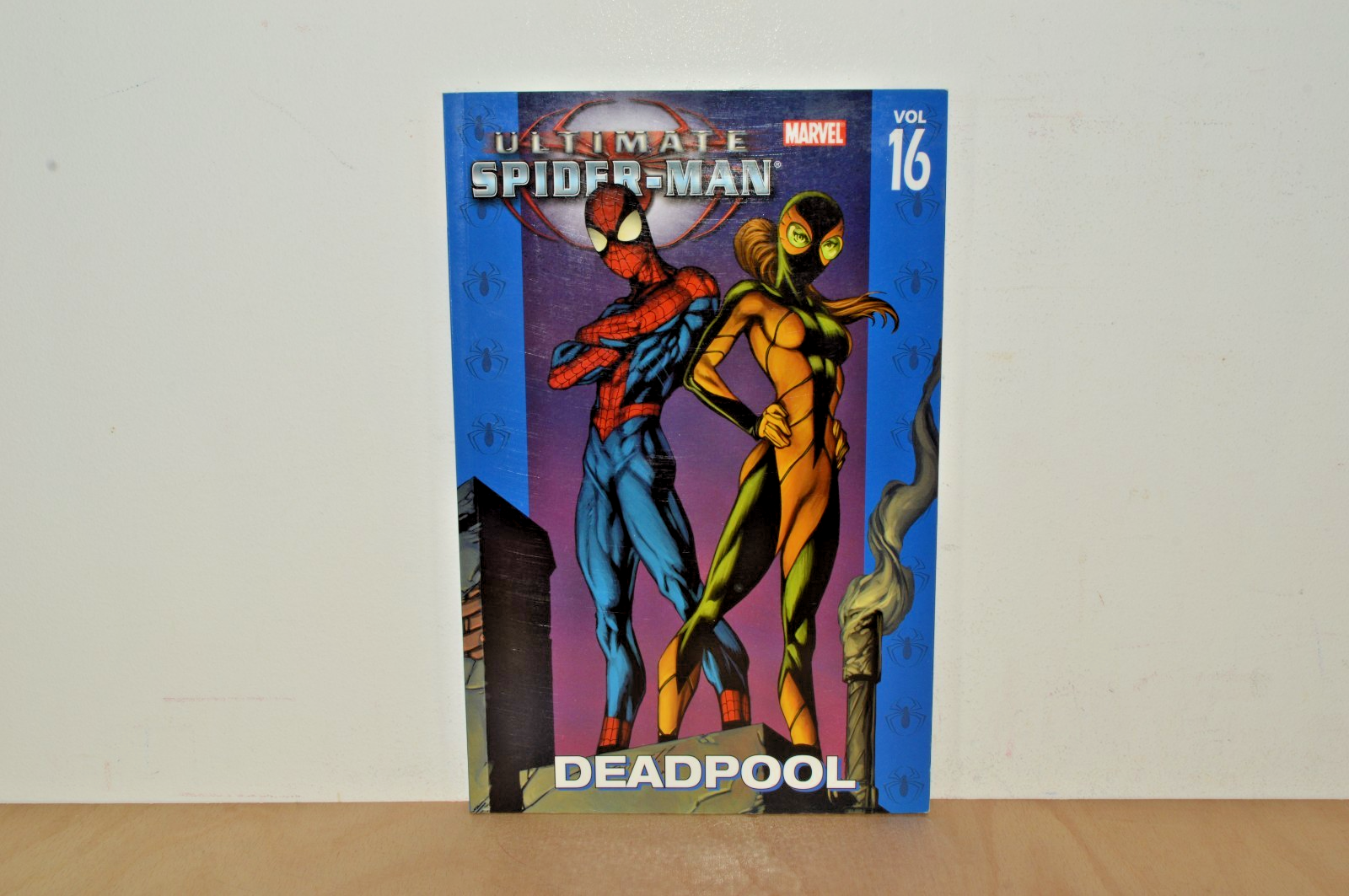 Marvel: Ultimate Spider-Man Volume 16 Deadpool - TPB (#R1) 1st Printing