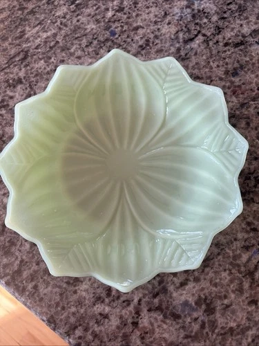 Vintage Fire King Jadeite Green 8" Salad Plate Lotus Flower 8 Inch Diameter