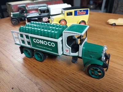 Vintage Conoco Continental Oil Co. Die Cast Bank Truck W/key 