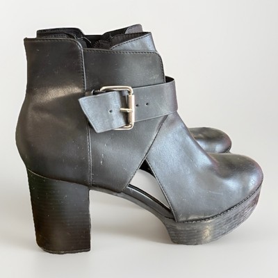 Pull & Bear black block heel buckle booties-10
