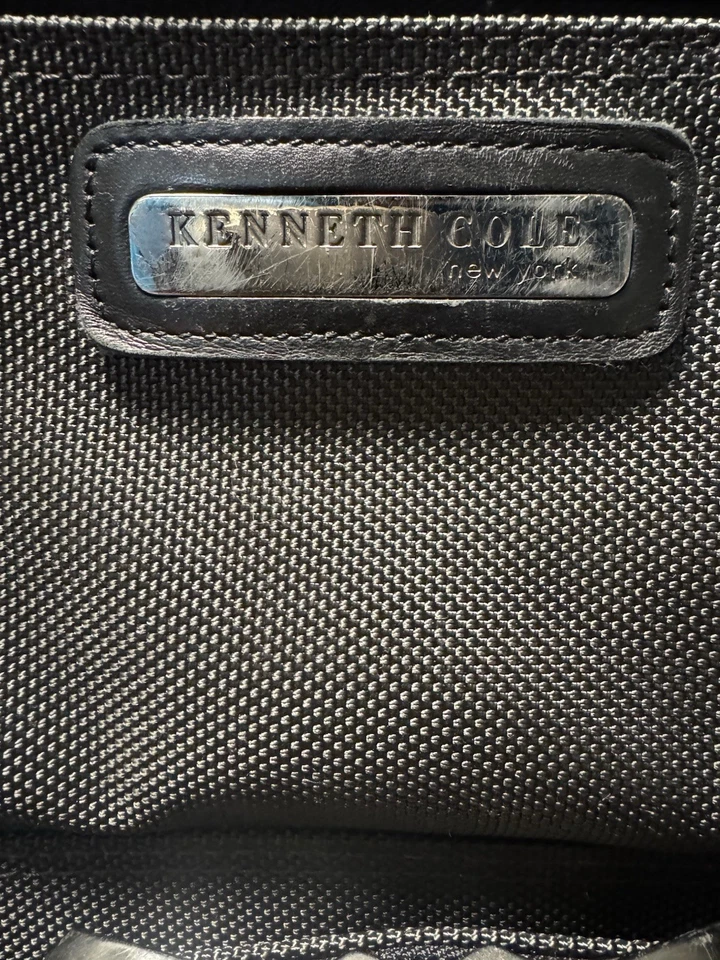 Kenneth Cole Softside Black Rolling Luggage Suitcase 22 inch - Image 3 of 4