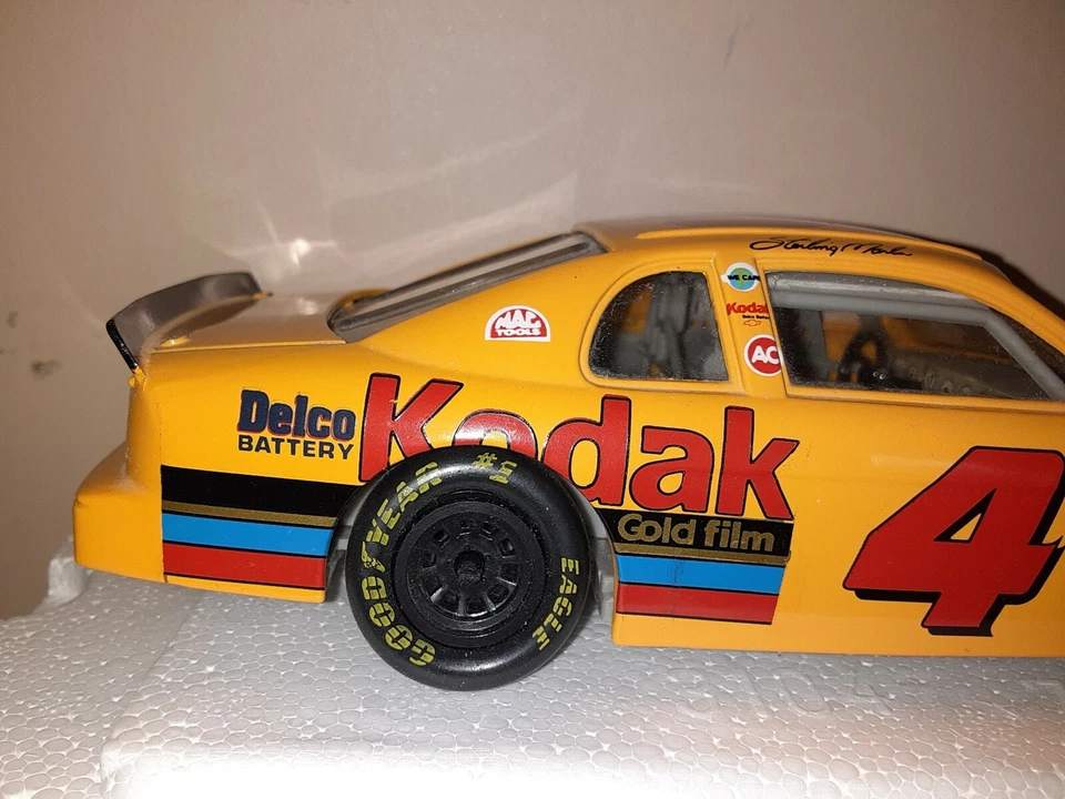 Revell Collection #4 Sterling Marlin 1996 Monte Carlo - Image 4 of 4