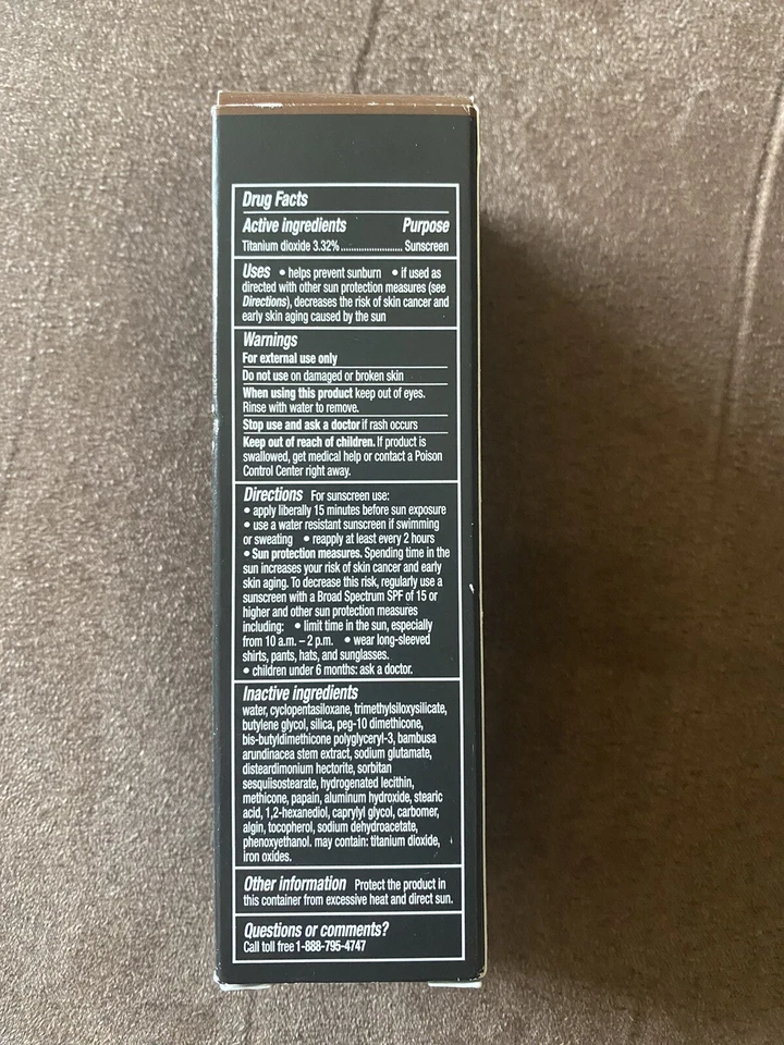 bareMinerals BAREPRO 24 HR  Performance Wear Liquid  Foundation  SPF 20 - Image 4 of 4