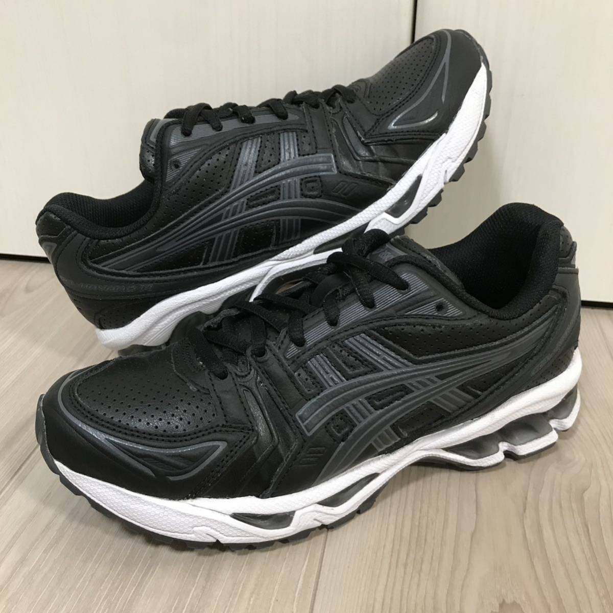 asics GEL KAYANO 14 Leather Black White Grey Sports Running Shoes Sneakers Bla