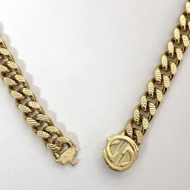 Gucci Adidas Necklace f-21706 Gold Good Condition GP Golmet Gucci Adidas Necklace f-21706 Gold Good Condition GP Golmet