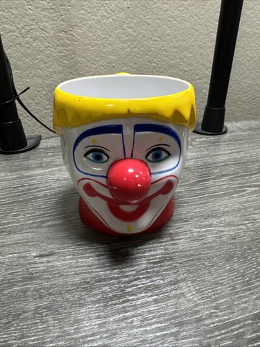 Vintage Ringling Brothers And Barnum Bailey Red/Yellow Circus Clown Mug Souvenir