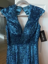 NWT Sherri Hill Sequin Gown