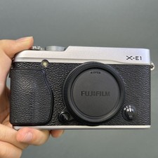 Fuji Fujifilm X-E1 16.3 MP Black Mirrorless Digital Camera Body English 95%NEW