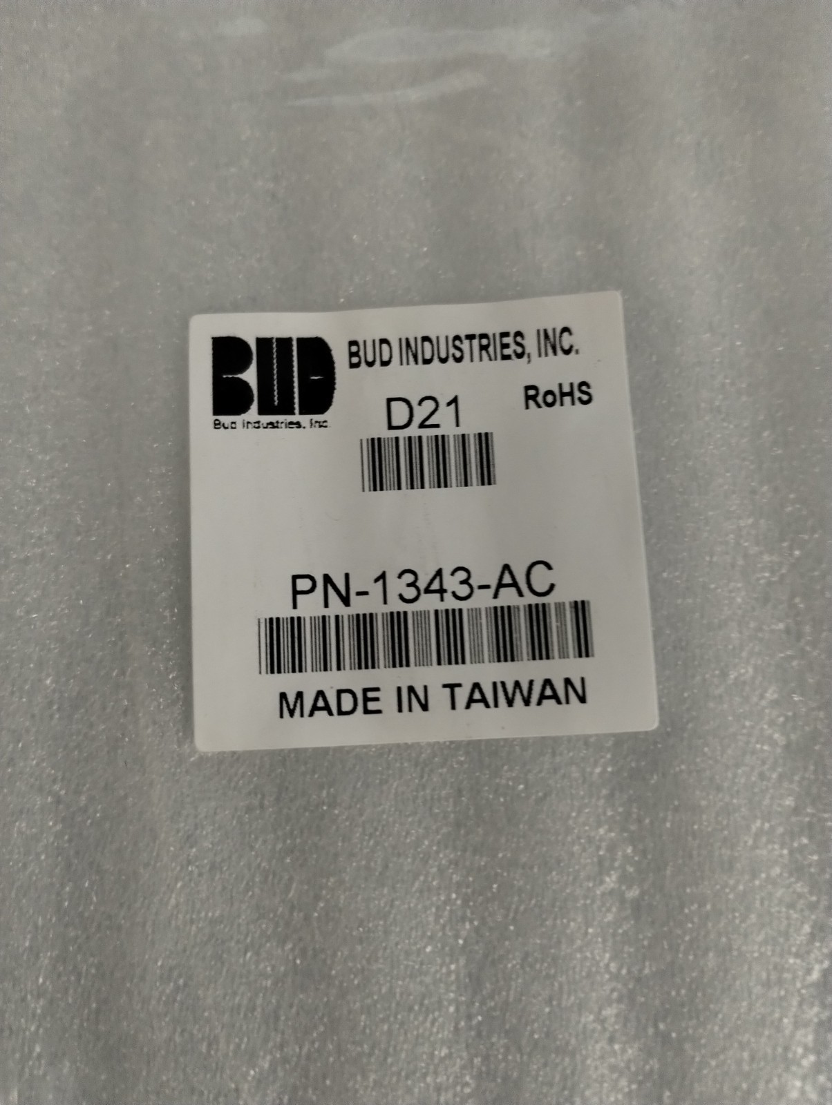 BUD INDUSTRIES NBB-15253 Electrical Enclosure NEMA Box Poly PTB Blend (19.2 X 14