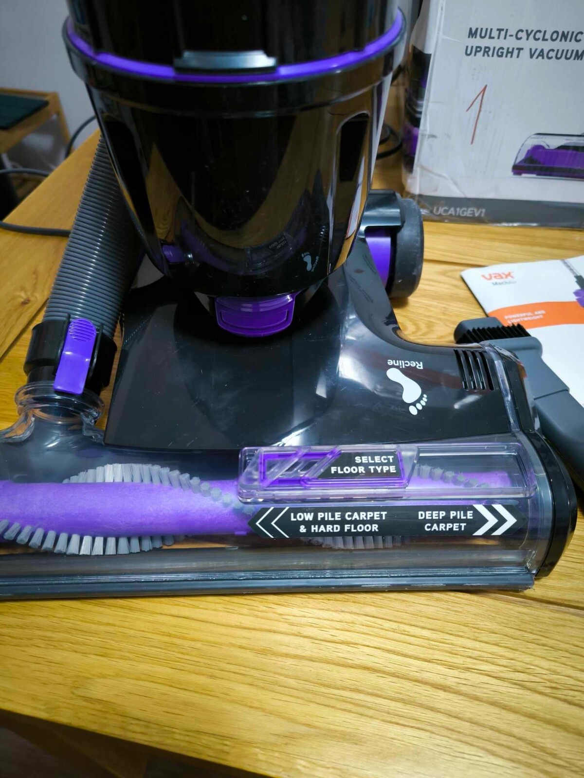 VAX Mach Air UCA1GEV1 Upright Bagless Vacuum Cleaner Grey/Purple