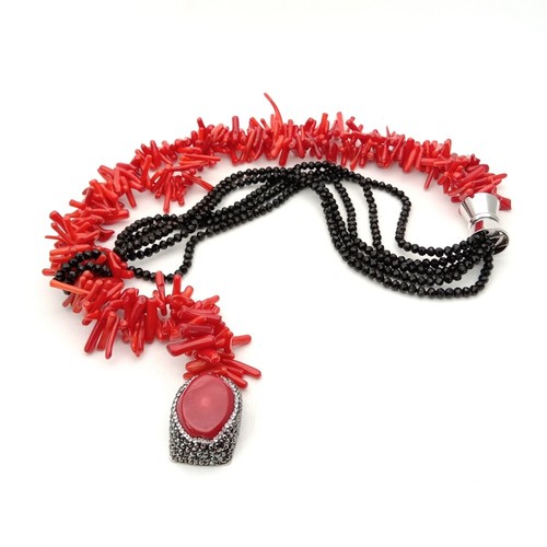 22'' 5Strands Red Coral Black Crystal Necklace Bracelet Set - Picture 4 of 6
