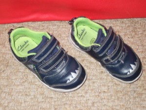 clarks flashing shoes