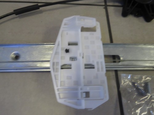 JEEP WRANGLER Front Left Door Window Regulator NEW OEM MOPAR - Picture 5 of 9