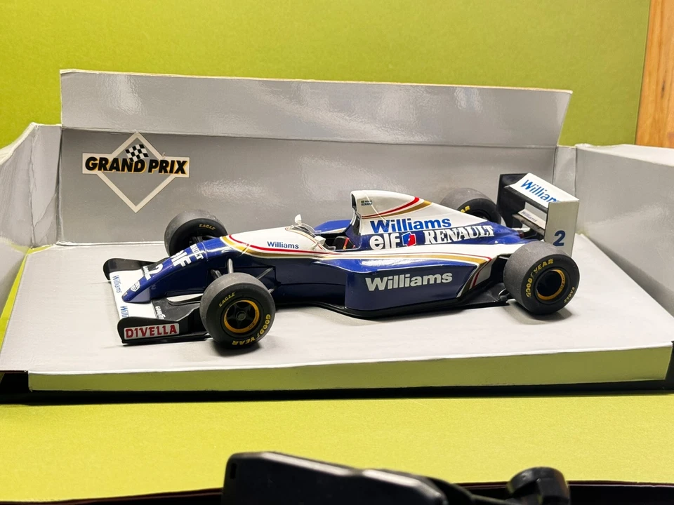 Minichamps Williams FW15C Senna Estoril escala 1:18 caja original  Foto 4 de 4